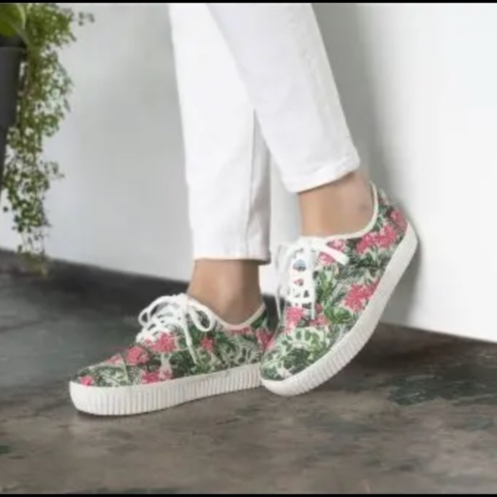 TOMS Cordoned Indio Multi Floral Canvas Sneakers - Picture 8 of 8